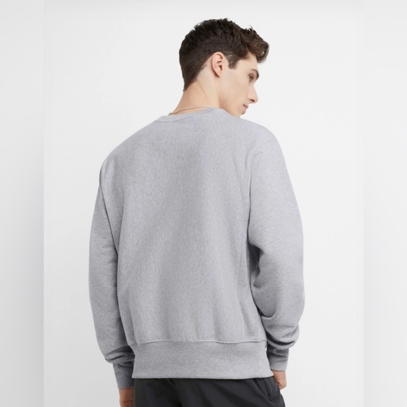 Reverse Weave Men’s Champion Crewneck - Picture 2 of 3